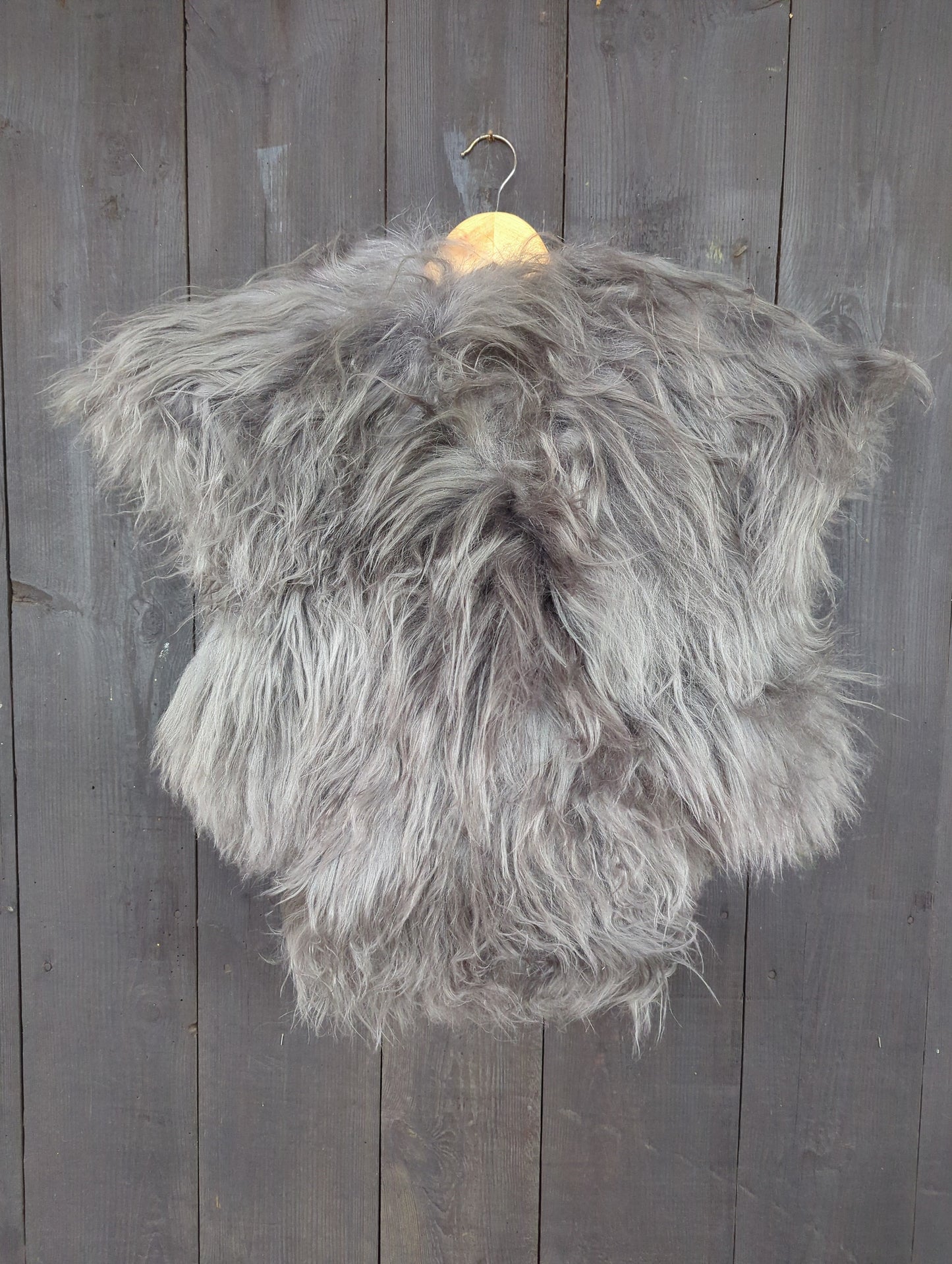 Fellumhang Islandschaf silbergrau FU 524