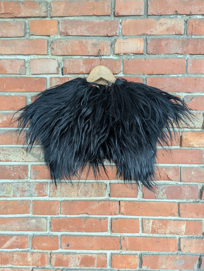 Viking Shoulder Fur Black – Real Mongolian Goat Fur – Wikinger Schulterfell – Edel Royal – Einzelstück 626