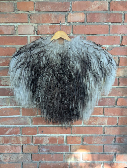 Viking Shoulder Fur XL – Icelandic Sheepskin Grey & Black – Nordic | Ice – Einzelstück 719