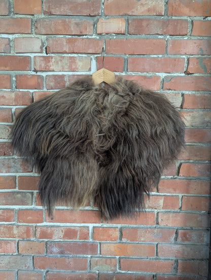 Viking Fur Cloak Brown XL – Real Icelandic Sheepskin – Wikinger Fellumhang – Mittelalter Fell – Einzelstück 721