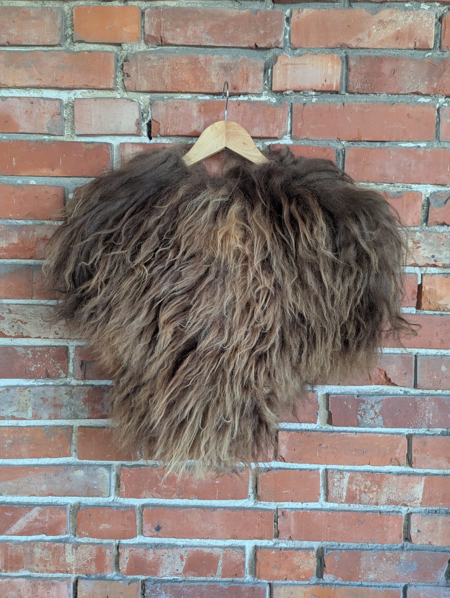 Viking Shoulder Fur Brown Blonde – Wikinger Schulterfell – Mittelalter Fell – Einzelstück 734
