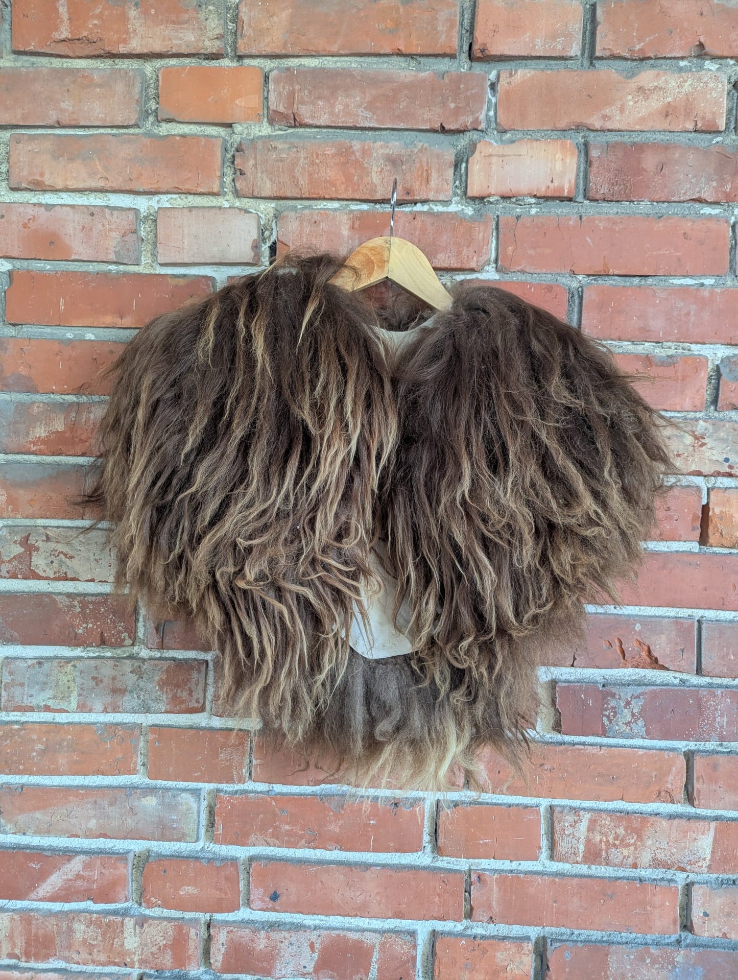 Viking Shoulder Fur Brown Blonde – Wikinger Schulterfell – Mittelalter Fell – Einzelstück 734