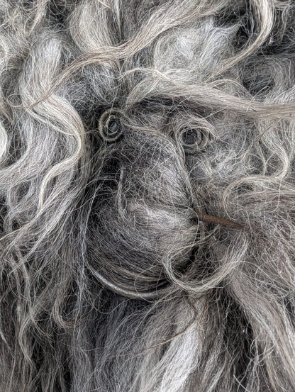 Viking Fur Cloak Grey White Mega XXL – Wikinger Fellumhang – Einzelstück 738