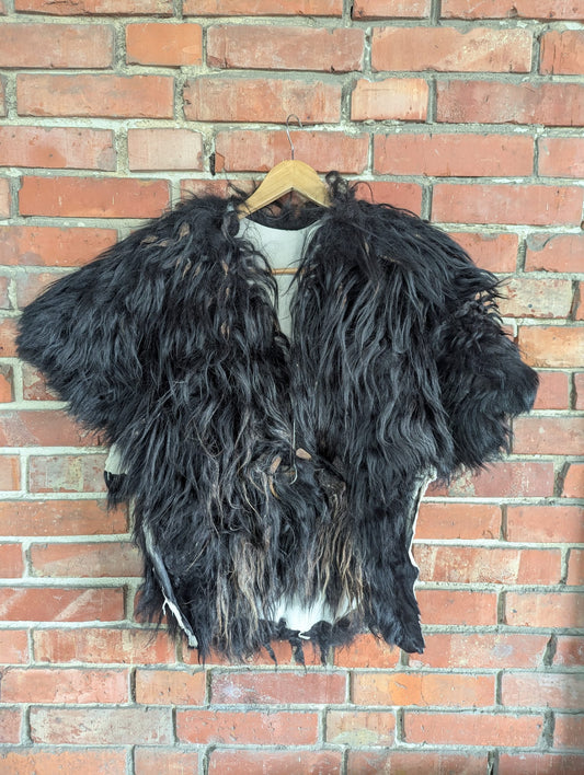 Viking Fur Cloak Black XL – Real Scandinavian Sheepskin – Wikinger Fellumhang –  Einzelstück 741
