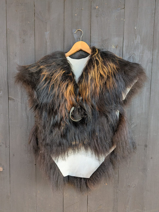 Vikinger-Fellumhang – Echter Schaffell-Fellumhang für LARP, Mittelalter & Halloween – Unikat – Artikel 838