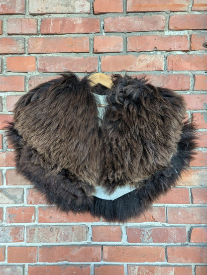 Vikinger-Schulterfell – Echtes Schaffell für LARP, Mittelalter & Karneval – Unikat – Artikel 846