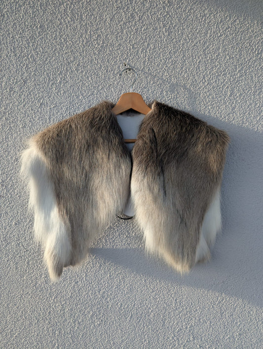 Vikinger-Schulterfell – Echtes Schaffell für LARP, Mittelalter & Karneval – Unikat – Artikel 847