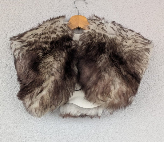 Viking Shoulder Fur, Real Sheepskin Shoulder Cape – Wikinger Schulterfell – One of a Kind – Art Nr 864