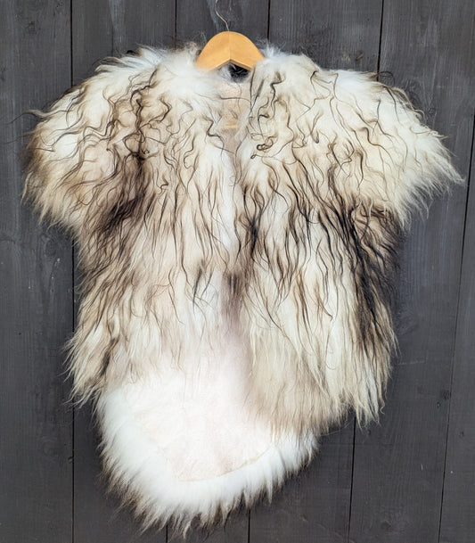 Großer Fellumhang XL - Fell für Wikinger - Viking Fell - Krieger Fell - Bekleidung mit Fell- Vikings- GOT - Einzelstück 930