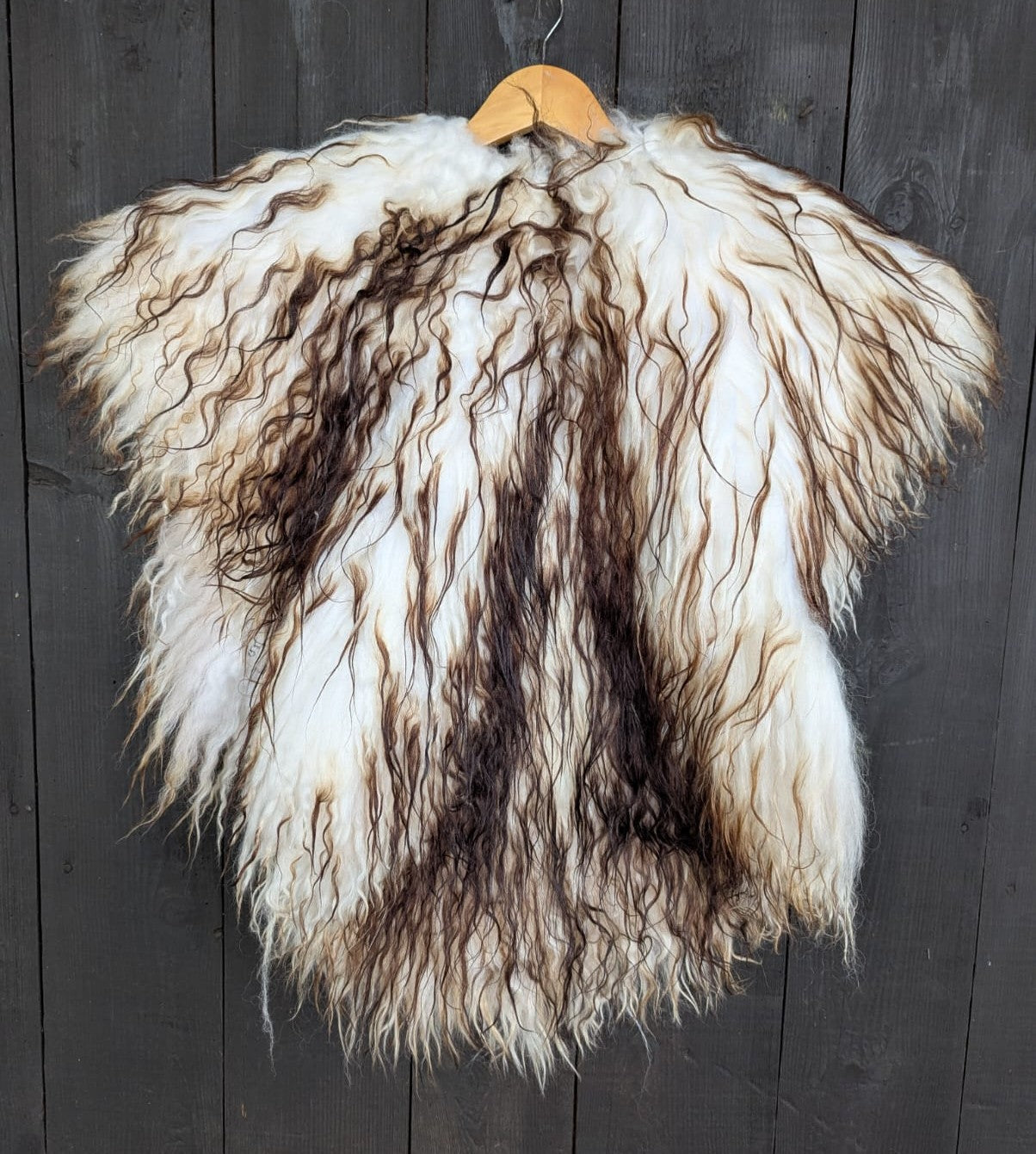 Großer Fellumhang XL - Fell für Wikinger - Viking Fell - Krieger Fell - Bekleidung mit Fell- Vikings- GOT - Einzelstück 937