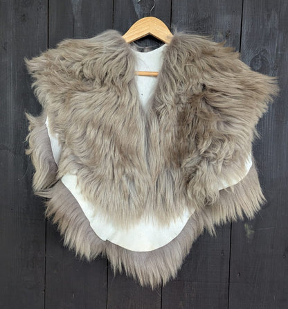 Fellumhang – Fell für Wikinger – Viking Fell – Krieger Fell – Bekleidung mit Fell – Vikings – GOT – Einzelstück 939