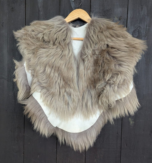 Fellumhang – Fell für Wikinger – Viking Fell – Krieger Fell – Bekleidung mit Fell – Vikings – GOT – Einzelstück 939