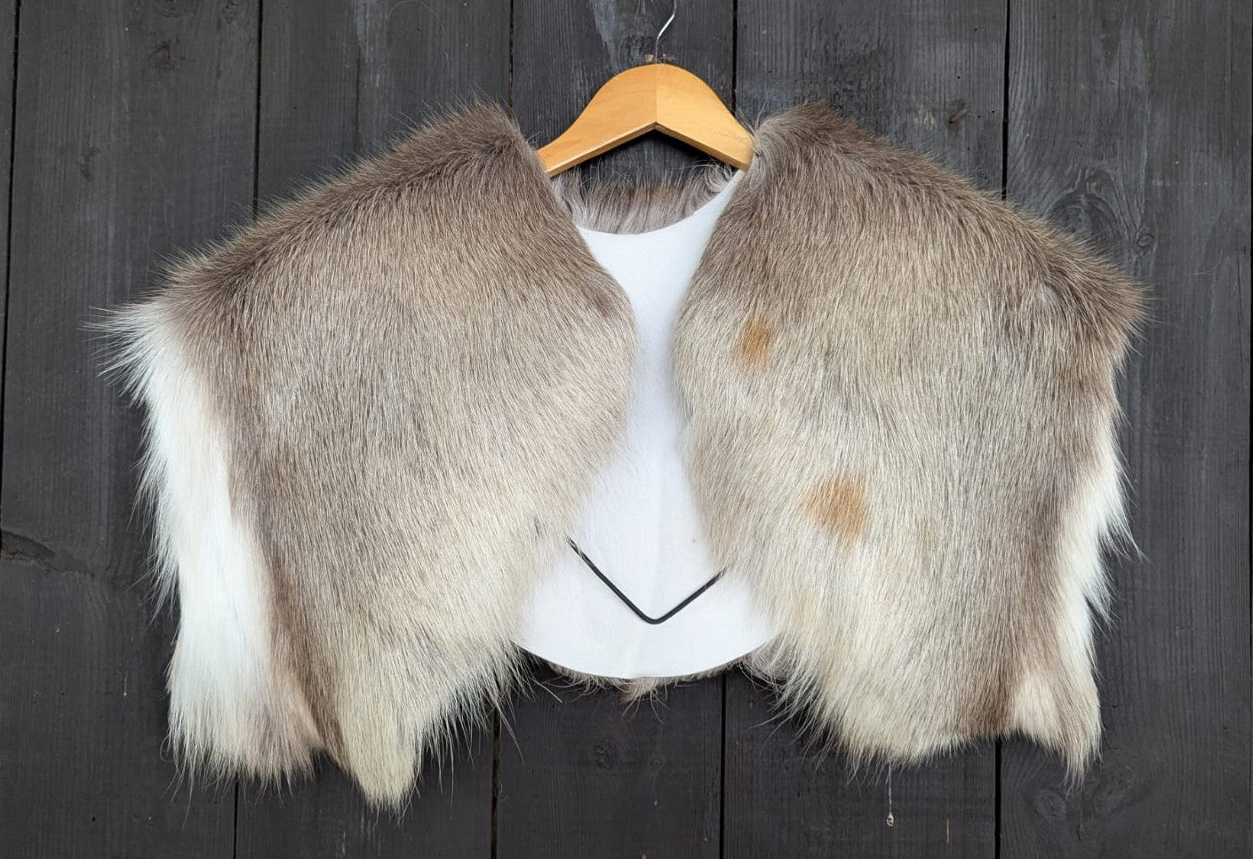 Schulterfell – Fell für Wikinger – Viking Fell – Krieger Fell – Bekleidung mit Fell – Vikings – GOT – Einzelstück 940