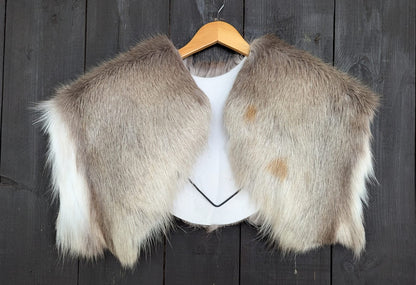 Schulterfell – Fell für Wikinger – Viking Fell – Krieger Fell – Bekleidung mit Fell – Vikings – GOT – Einzelstück 940