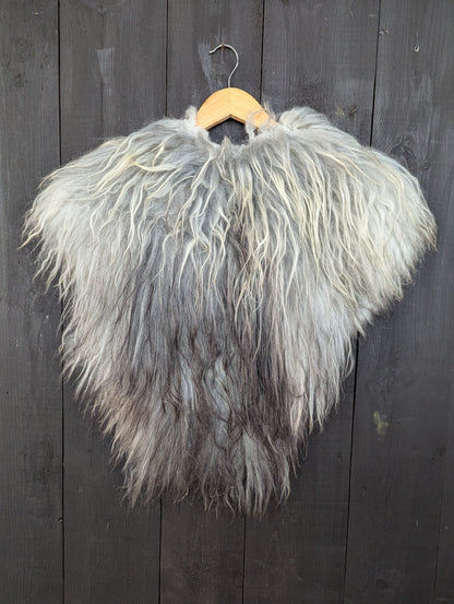 Fellumhang – Fell für Wikinger - Viking Fell - Krieger Fell - Bekleidung mit Fell - Vikings - GOT - Einzelstück 953