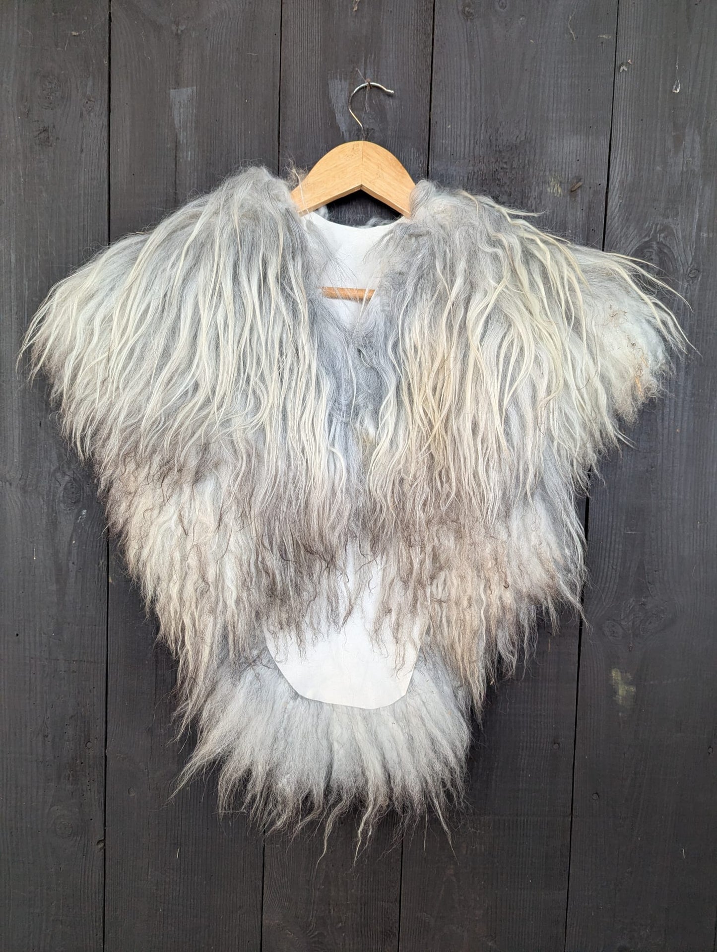 Fellumhang – Fell für Wikinger - Viking Fell - Krieger Fell - Bekleidung mit Fell - Vikings - GOT - Einzelstück 953