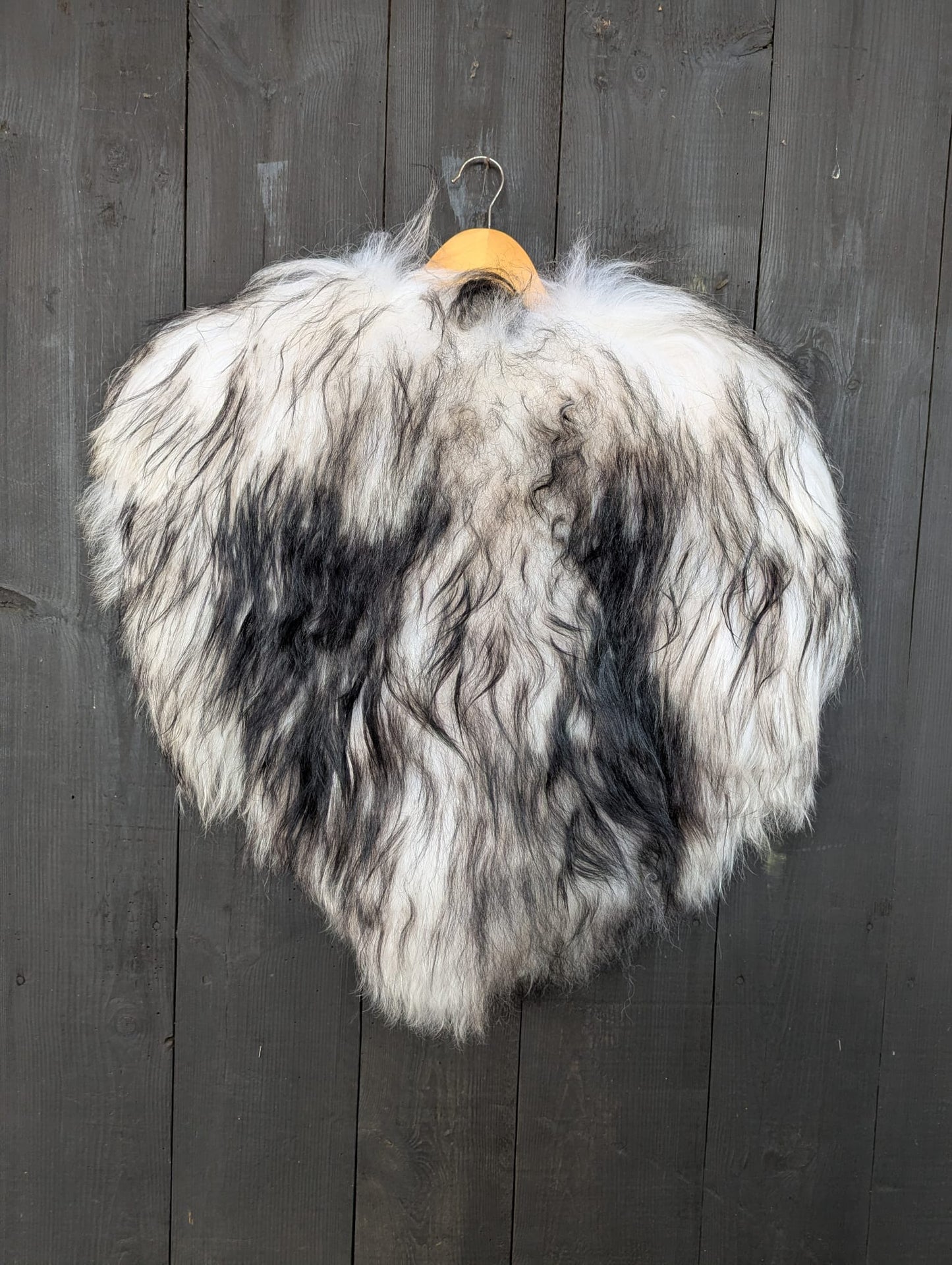 Fellumhang - Fell für Wikinger - Viking Fell - Krieger Fell - Bekleidung mit Fell - Vikings - GOT - Einzelstück 960