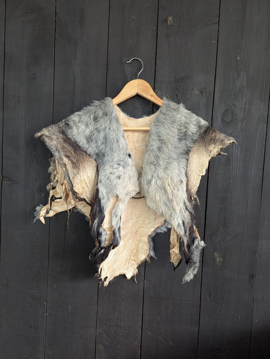 Post Apocalyptic Fur Cloak Grey – Endzeit LARP Fellumhang – Real Heidschnucke – Viking Halloween – Einzelstück H12