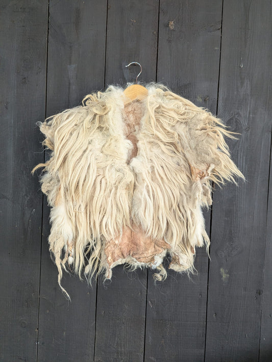 Viking Shoulder Fur Wild – Real Heidschnucke Sheepskin – Wikinger Schulterfell – Mittelalter – Einzelstück H9