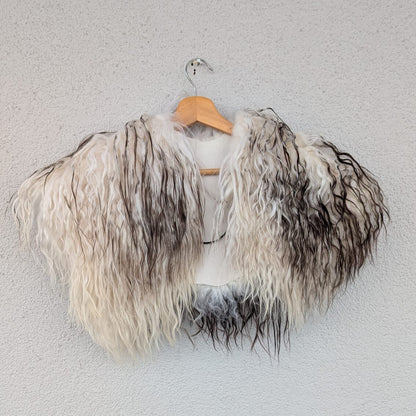 Viking Shoulder Fur – Real Sheepskin Shoulder Cape  – Wikinger Schulterfell- One of a Kind – S4