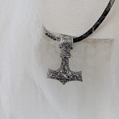 Viking Shoulder Fur – Real Sheepskin Shoulder Cape  – Wikinger Schulterfell – One of a Kind – S5a